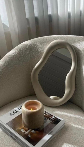 قاب آینه مینیمال وترند